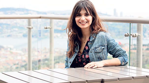 Meriç Aral: Hem hukukçu hem oyuncu