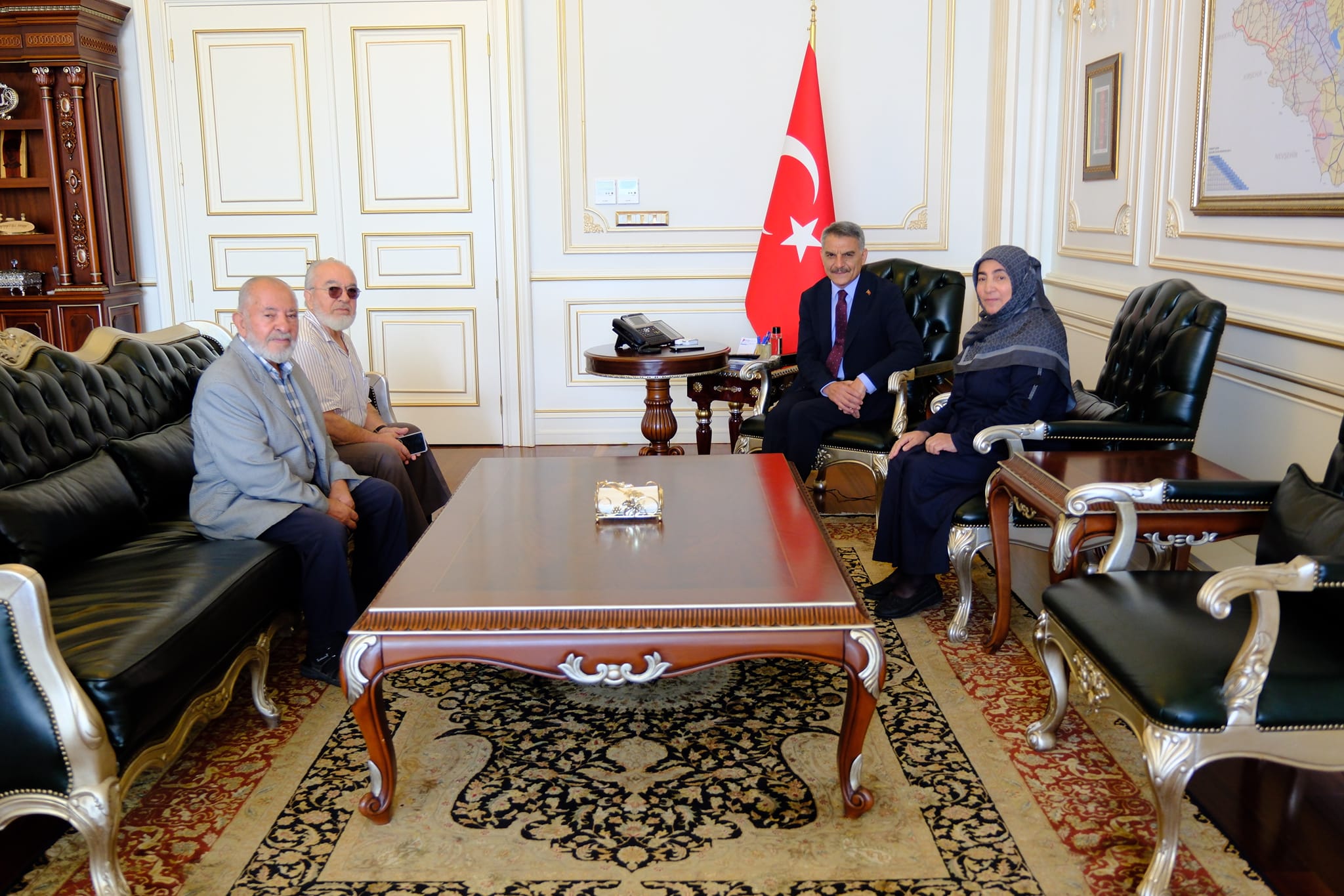 Yozgat Valisi Özkan şehit ailesini ağırladı!